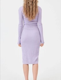 Svetríkové šaty fialové M - 3