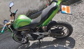 Vymením za silnejšiu Väčšiu Kawasaki er6 Motorka je plné fun - 3