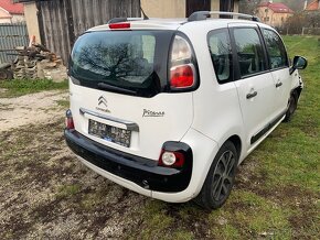 Predám havarované C3 PICASSO 1.2 PURE TECH rv.2015. - 3