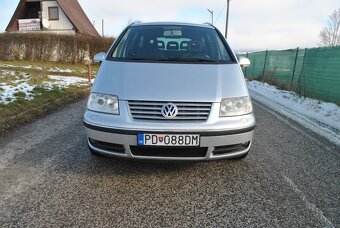 Volkswagen Sharan Business 1,9 TDI 85kW,webasto,7miest,tažné - 3