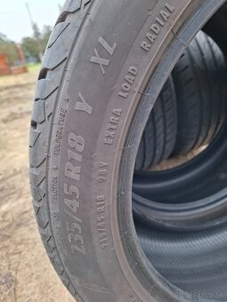 235/45 R18 Y XL - 3