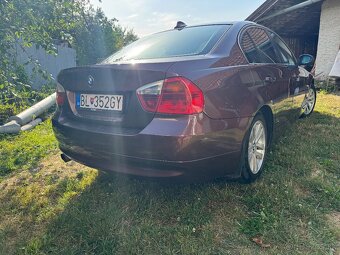 BMW 325xi E90 - 3