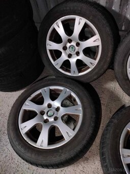 4ks alu disky orig. Škoda 5x112 r16 pneu 205/55 r16 - 3