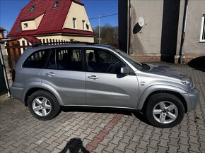 Toyota RAV4 2.0 D4-D 85kW 4x4 2006 217662km BEZ KOROZE - 3