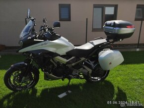 HONDA CROSSRUNNER VFR800X - 3