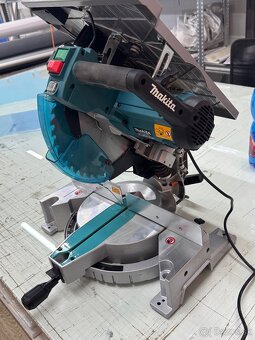 Makita LH1201FL - 3