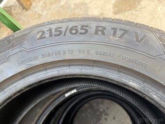 Barum 215/65 r17 - 3