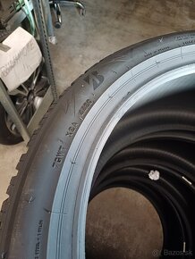 bridgestone blizzak lm005 285/40 R21 - 3