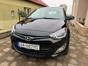 HYUNDAI i20 2013 benzín TOP stav - 3