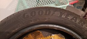 Goodyear - Efficient Grip Performance 2 195/55 R16 91V - 3