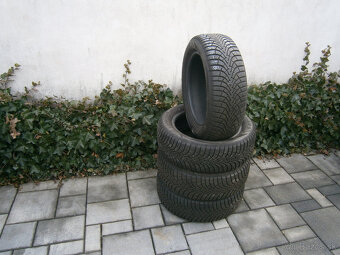 Predám 4x zimné pneu Goodyear 205/55 R16 91H - 3