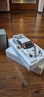 Porsche 911 gt3 rs Minichamps 1:18 - 3