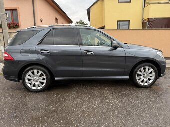 Mercedes-Benz ML 350 BLUETEC 4MATIC - 3