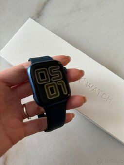 Apple watch 7 series 45mm farba modra - 3