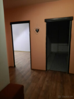 Na predaj veľký 4 izbový byt 92m2, Očová - 3