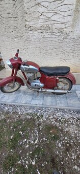 Jawa 250 - 3