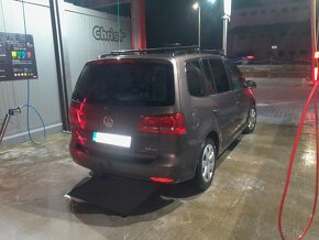 VW TOURAN 2.0Tdi 7 miest - 3