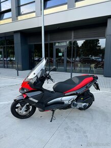 Predám Aprilia SR Max 300 - 3