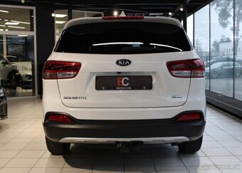 Kia Sorento 2.2 CRDi 4x4 147 kW Exclusive nafta automat - 3