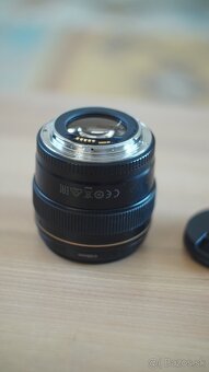 Canon EF 85mm 1.8 - 3