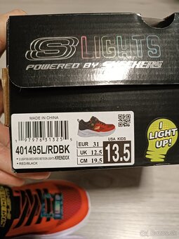 Nové Skechers lights tenisky, veľkosť 31 - 3