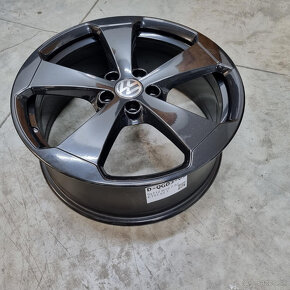 Originál Golf GTI disky 5x112 R19 ET51 - 3