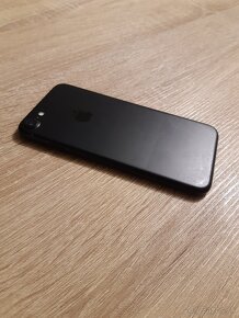 iPhone 7 / 128GB Nová batéria Super stav - 3