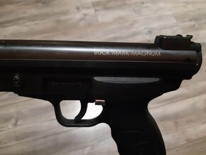 Browning Buck Mark Magnum - 3