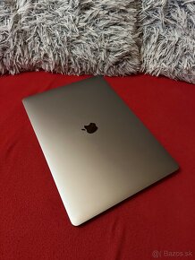 Ako nový Macbook Pro 16, i7, 16GB, 512GB, 112 cyklov - 3