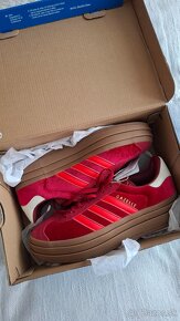 Zamatove cervene Adidas Gazelle - 3