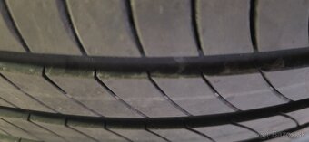 Predám nové letné pneu 4ks Michelin R19 205/55 - 3