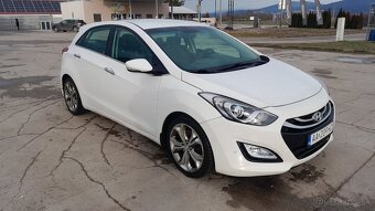 Hyundai i30 1.6 crdi 94 kw - 3