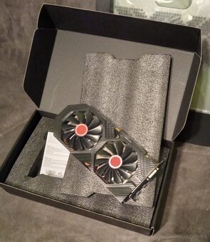 XFX Radeon RX 580 GTS XXX EDITION 8GB/256-bit - 3