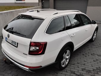 skoda octavia scout 2.0tdi 135kw.dsg.4x4.euro 6. - 3