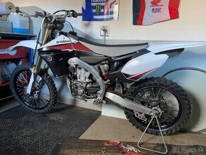 YAMAHA YZ450F - 3