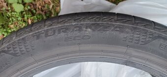 Predam letne pneu 235/45 R21 a 255/40 R21 - 3