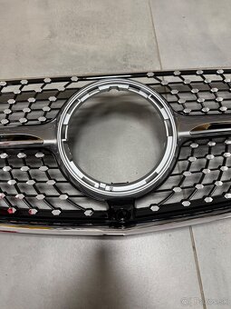 Predna diamant maska pre Mercedes V-trieda W447 - 3