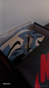 AIR JORDAN 1 RETRO HIGH OG University Blue - 3