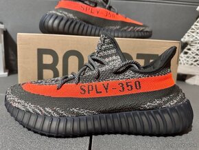 ADIDAS YEEZY BOOST 350 V2 'Carbon' & 'Dark/Carbon Beluga' - 3