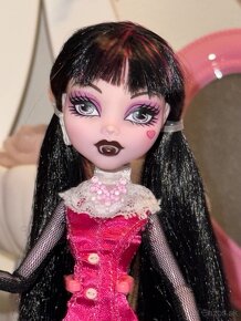 Monster High Draculaura Wave 1 2009 - 3