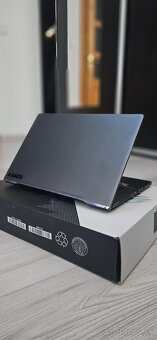 Asus ROG Zephyrus G15 - 3