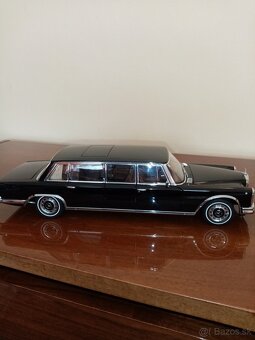 Mercedes Benz Pullman 600 Auto Art 1:18 - 3