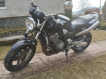 Honda Hornet 900 - 3