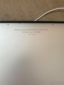 MacBook Air (13-inch, Mid 2011) - 3