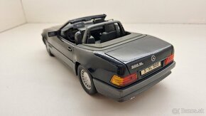 1:18 MERCEDES-BENZ 500SL - 3