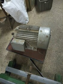 cirlkular900mm a motor na gater 7,5kw/980ot - 3