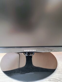 LCD monitor Samsung S24B300BL - 3