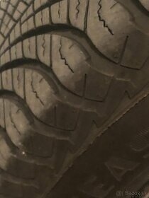 Goodyear Vector 4 season pneumatiky R14 - 3