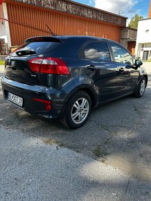 KIA RIO - 3