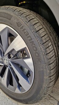 Letné pneumatiky 235/50R19 - 3